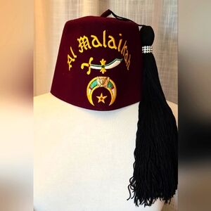 📣 SALE 📣 Vintage Al Malaikah Masonic Shriner Burgundy Wool Fez Hat